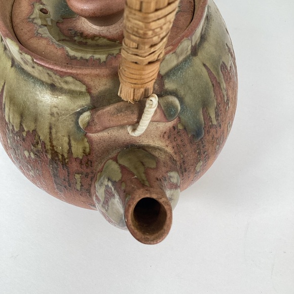 Vintage Earthenware Teapot With Rattan Handle, Glaze Drip EUC - Picture 10 of 13